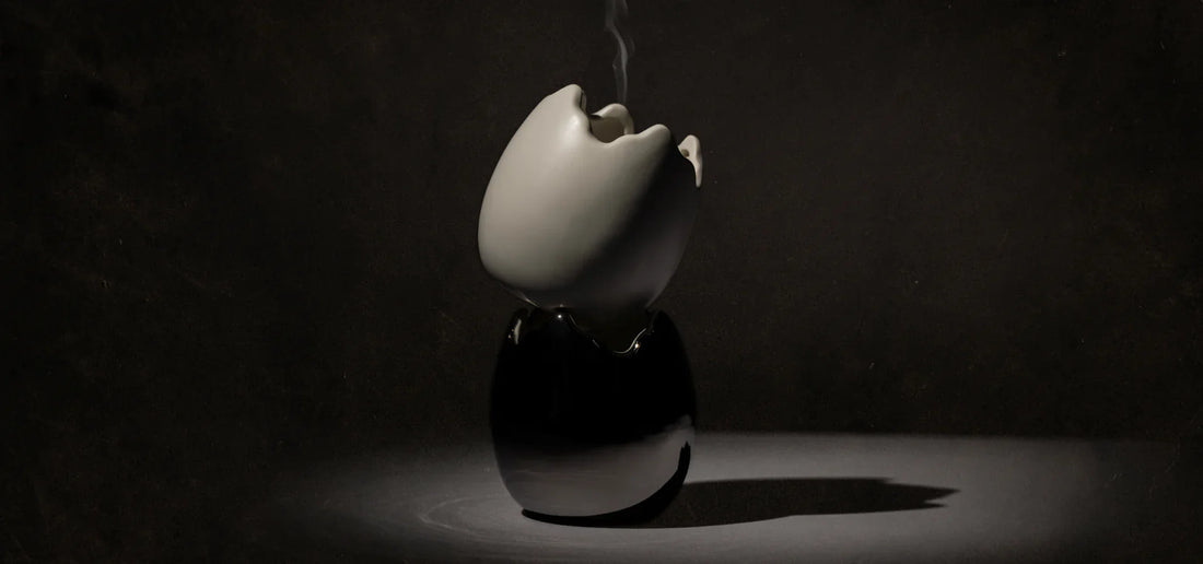 Minimalist ceramic candle jar for aromatherapy, candle making and interior styling